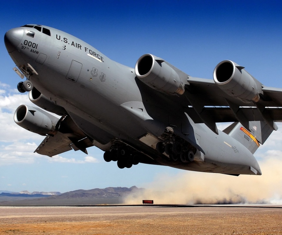 Транспортный самолет воздушных сил США обои
