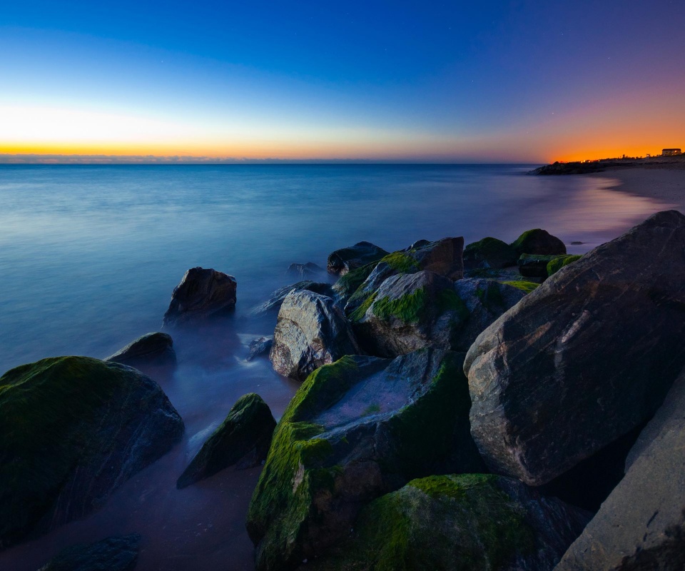 Камни на берегу обои