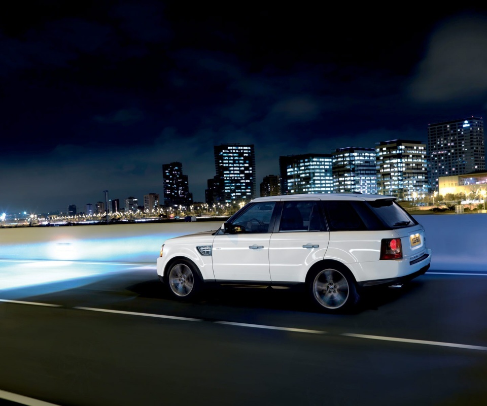 Белый Лэнд Ровер обои