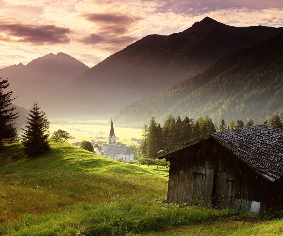 Церковь в австрийской деревне обои