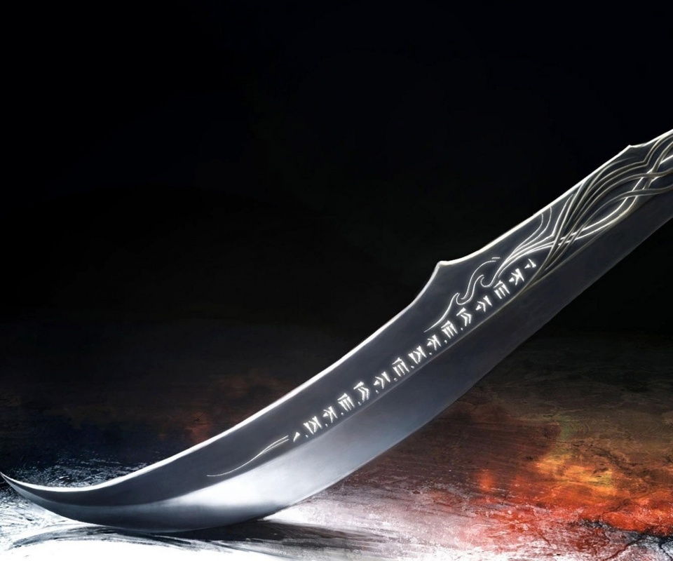 Клинок с магическими рунами обои