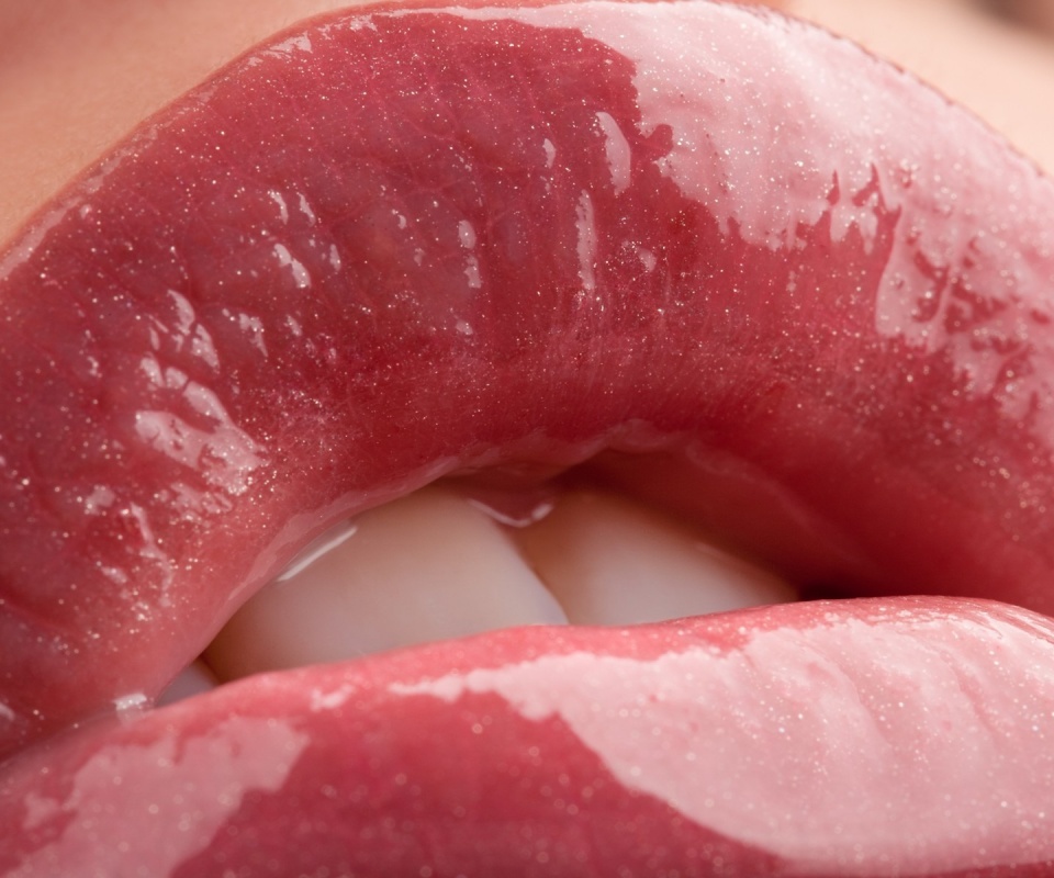 Губы с блеском обои