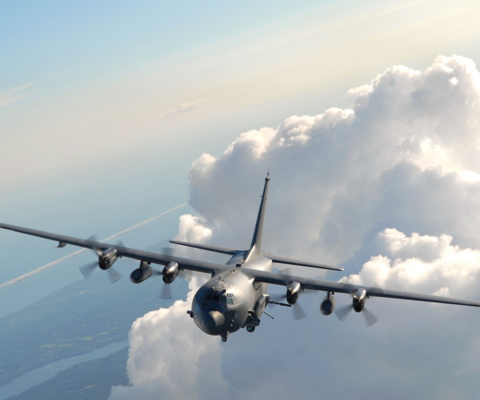 Самолет АС-130 обои