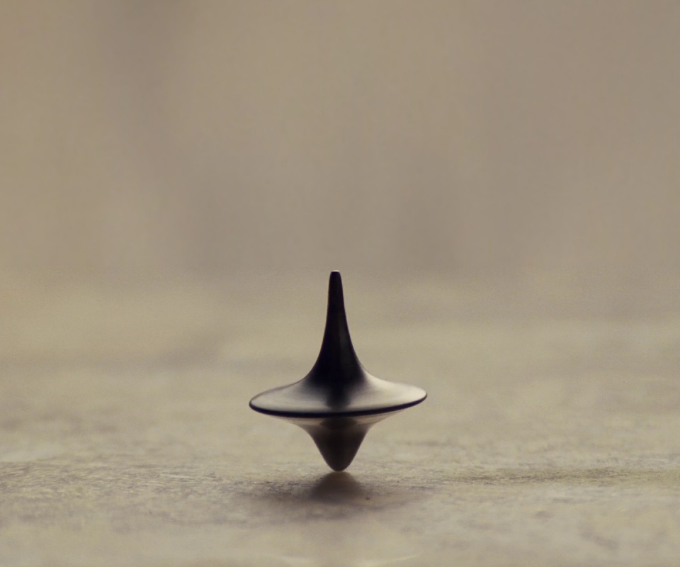 Волчок обои