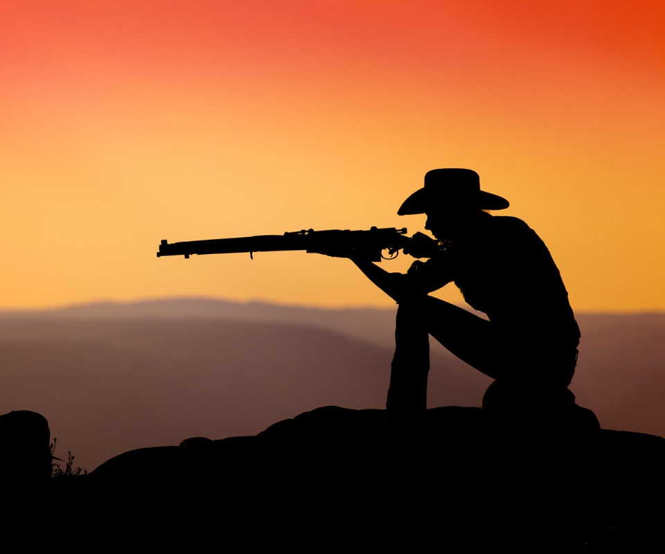 Стрелок на закате обои