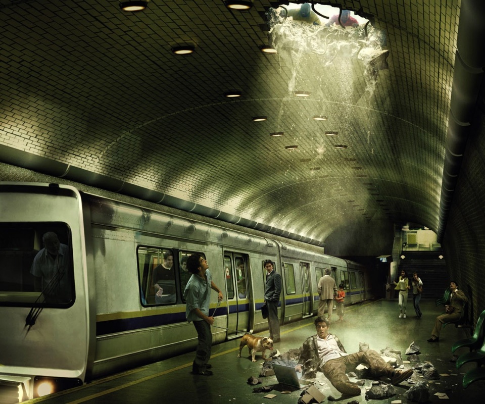 Провалившийся в метро обои