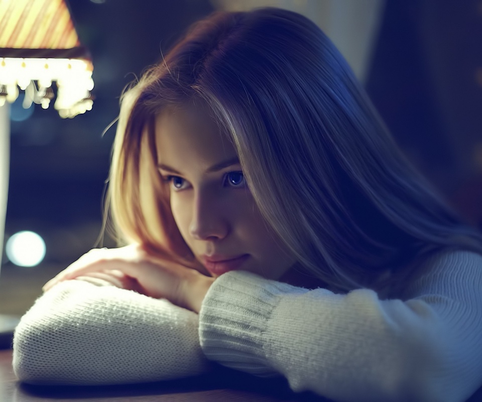 Задумалась обои