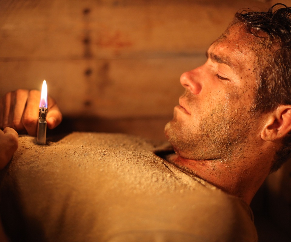 Кадр из фильма Погребенный заживо  обои