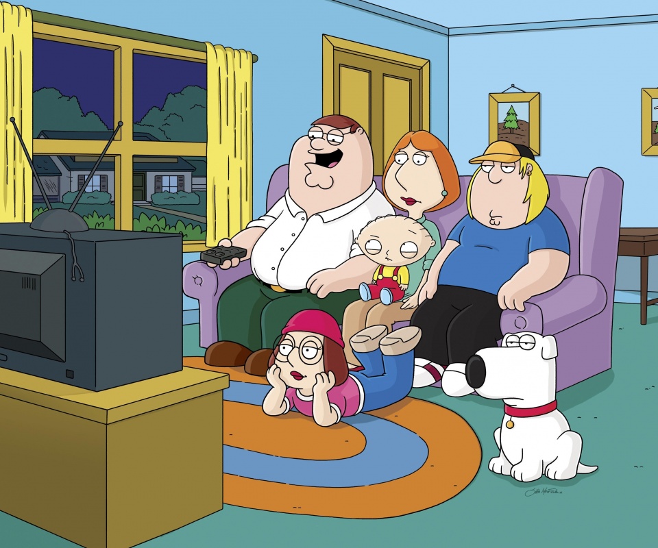 Гриффины всей семьей перед телевизором обои