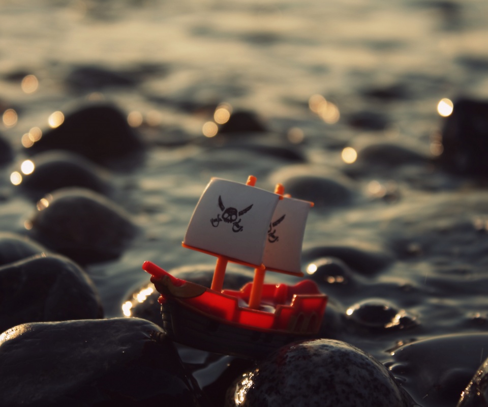 Пиратский корабль на мели обои