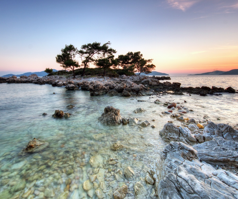 Каменный остров обои