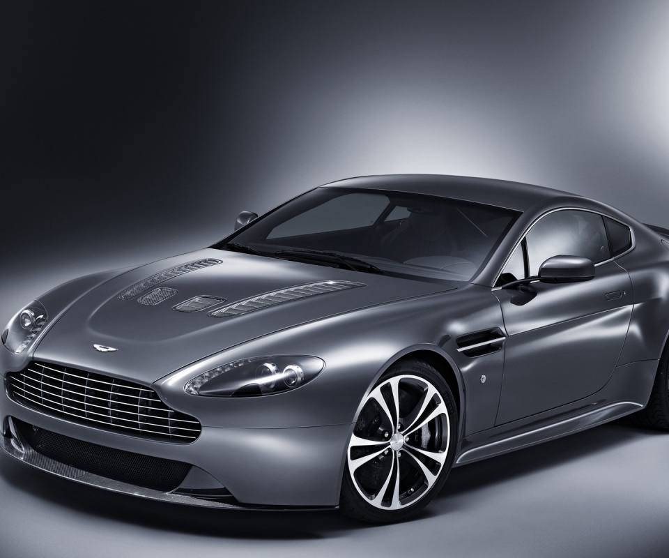 Aston Martin обои