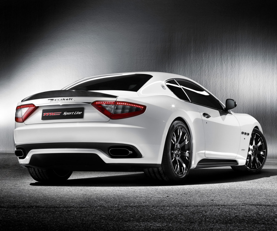 Мазерати Грантуризмо рендер обои