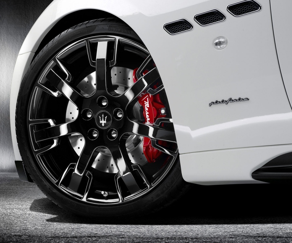 Колесу Maserati Granturismo обои