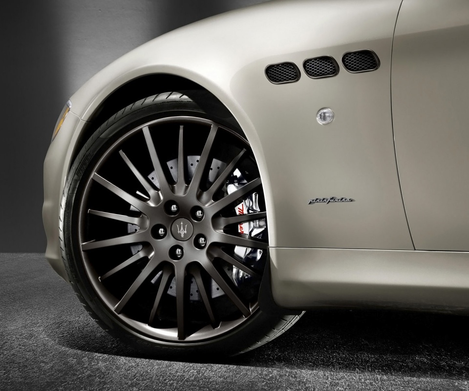 Рендер Maserati Quattropotre обои