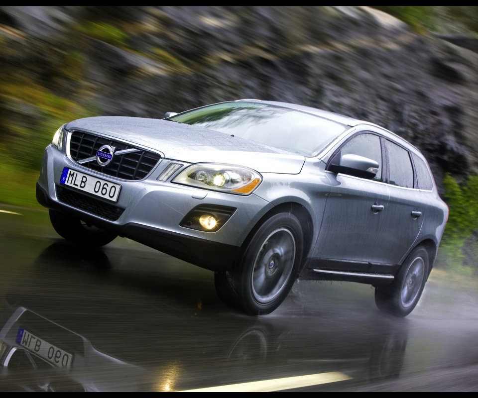 Кроссовер Вольво обои