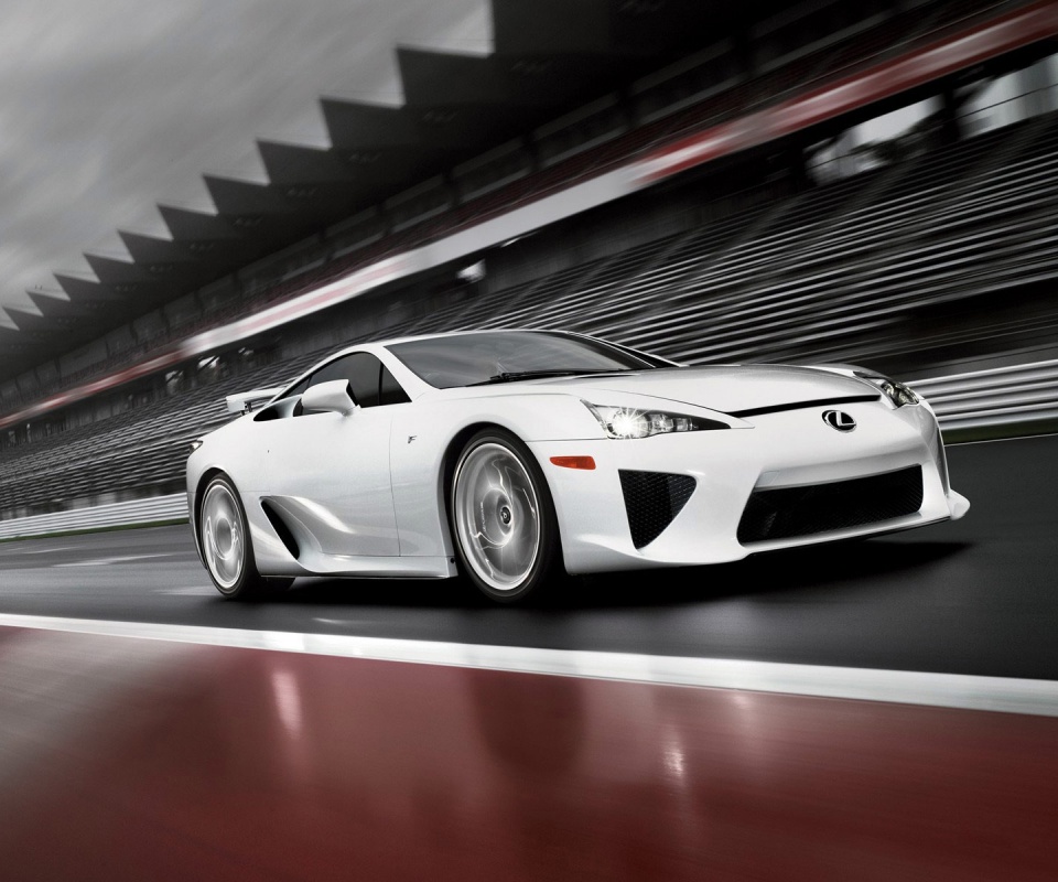Lexus LFA на тарссу обои