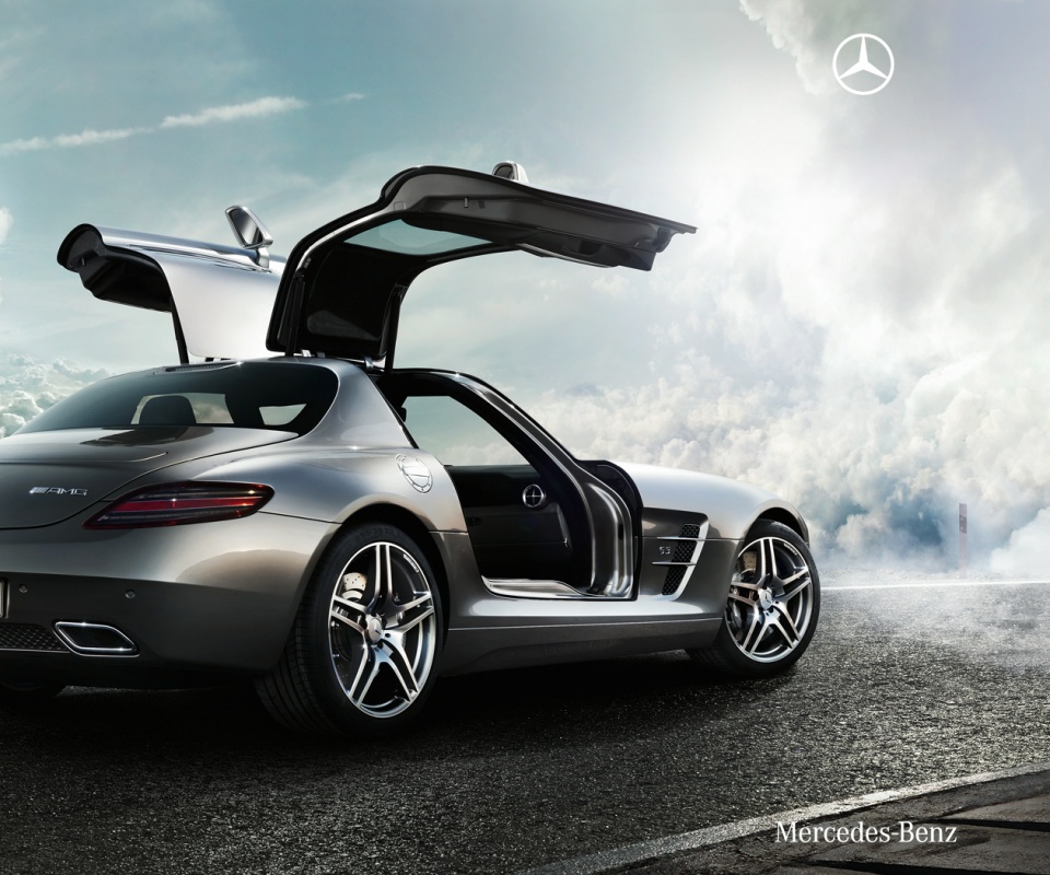 Mercedes Benz SLS обои