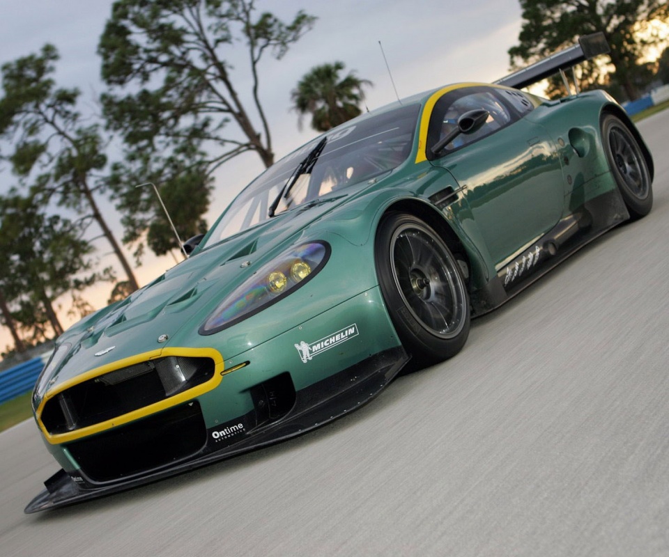 Aston Martin обои