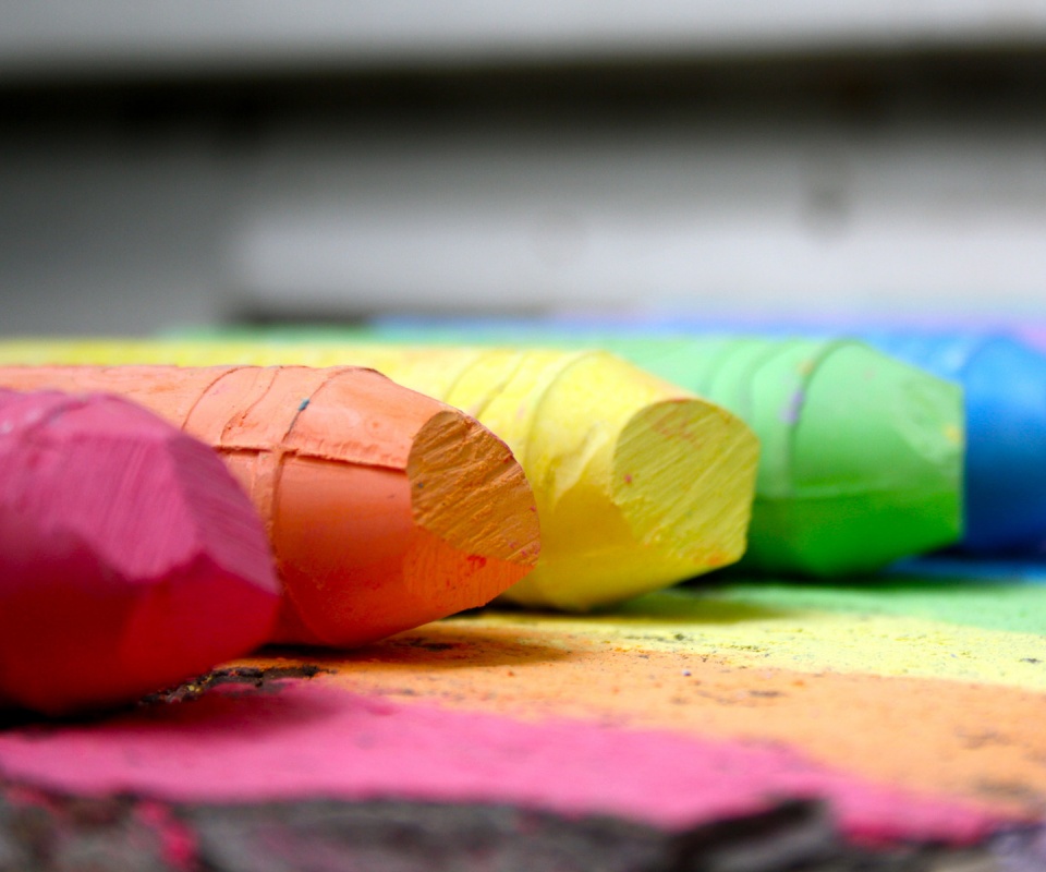 Цветные мелки обои