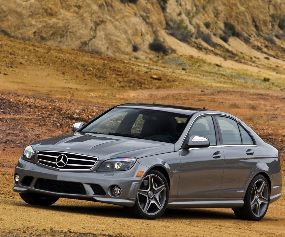 Мерседес в карьере обои