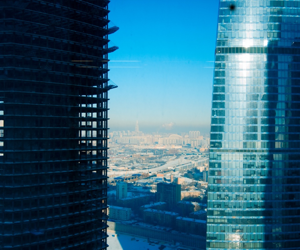 Строительство небоскреба в Москве обои