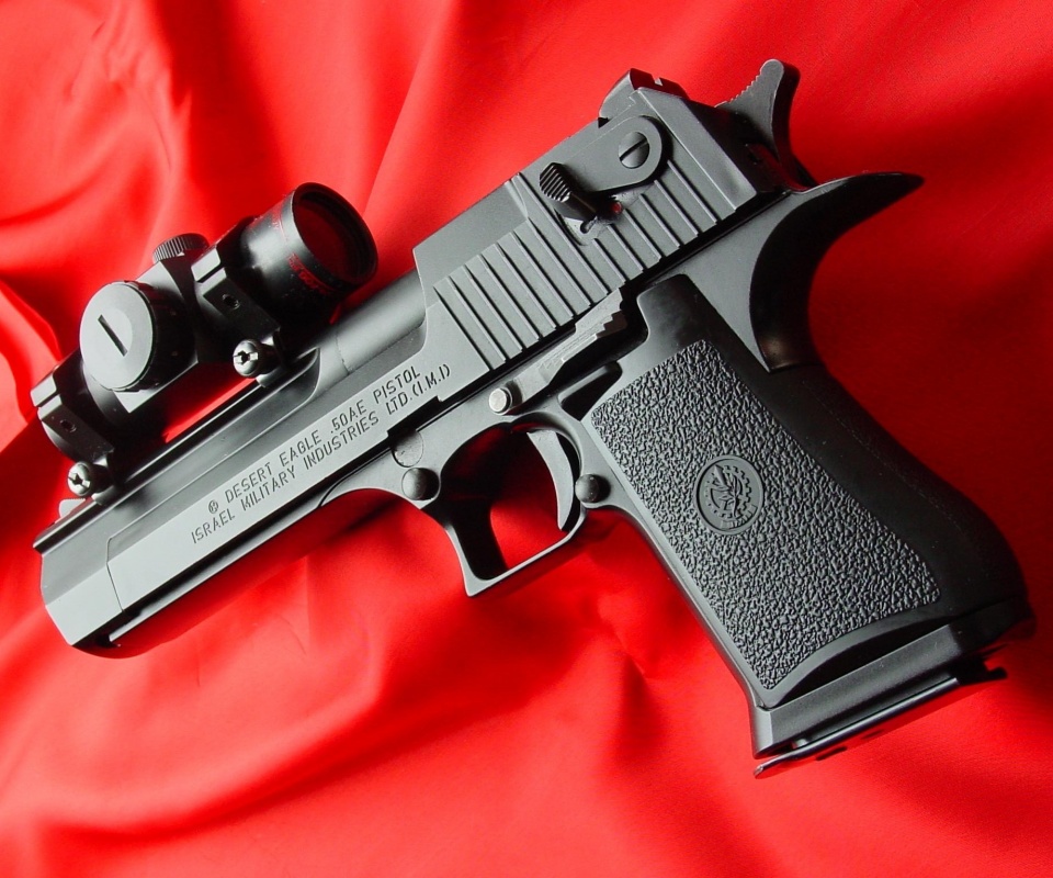 Пистолет Desert Eagle с прицелом обои