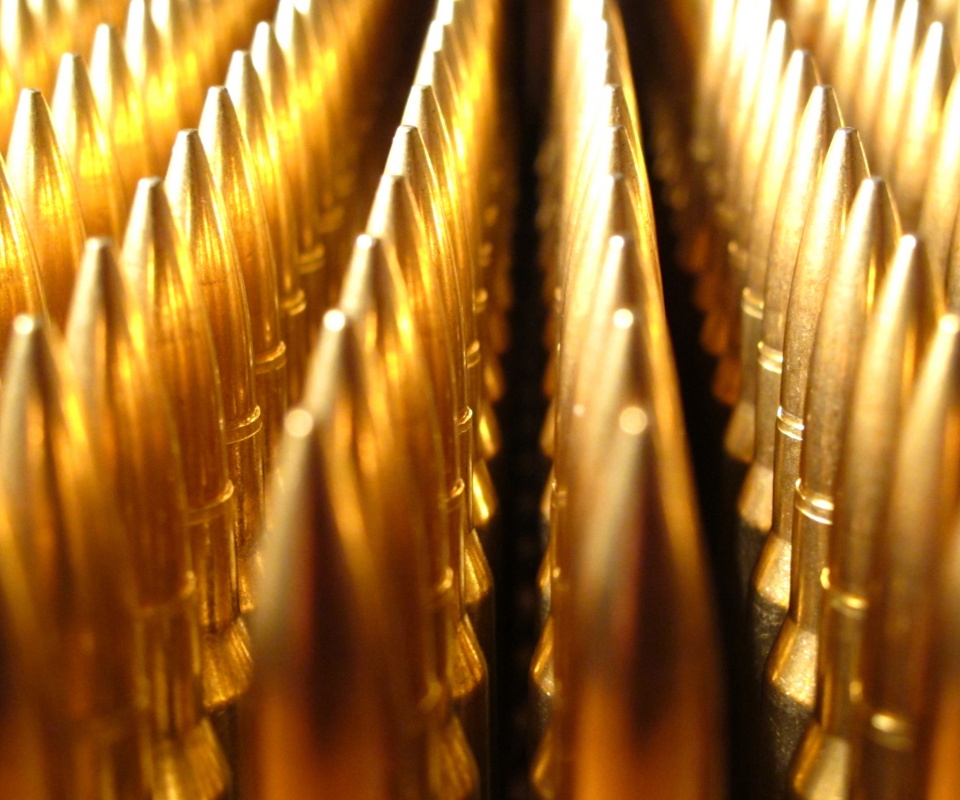 Стройные ряды патронов обои