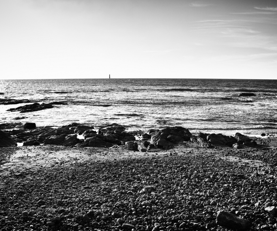 Чёрно-белое фото побережья обои
