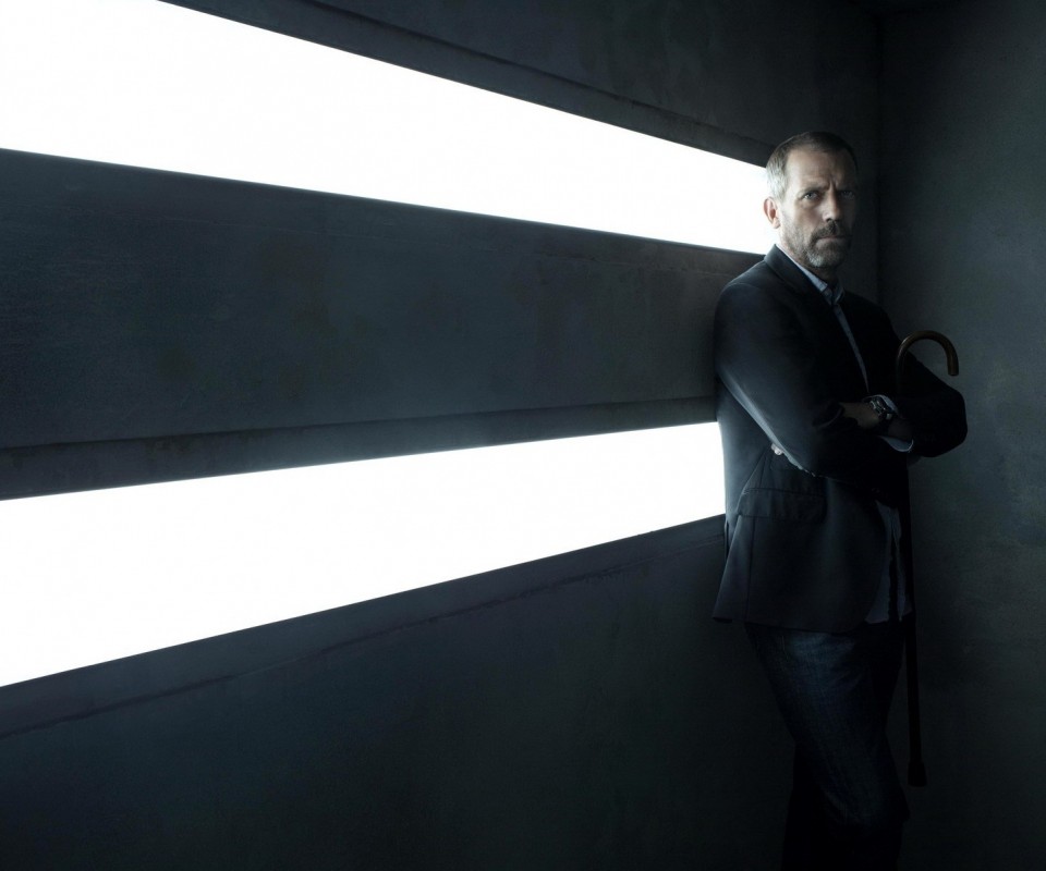 Хаус в лаборатории обои