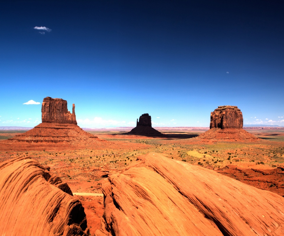 Долина монументальных гор обои