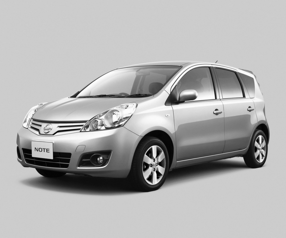 Nissan Note обои