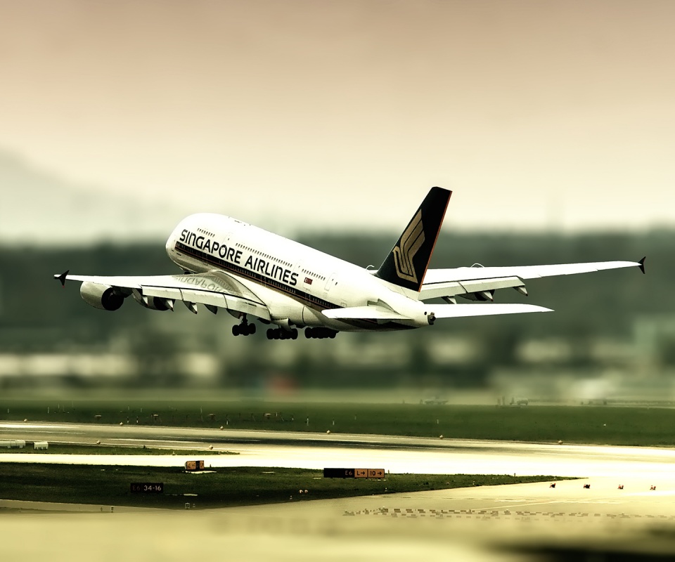 Взлет гражданского самолета обои