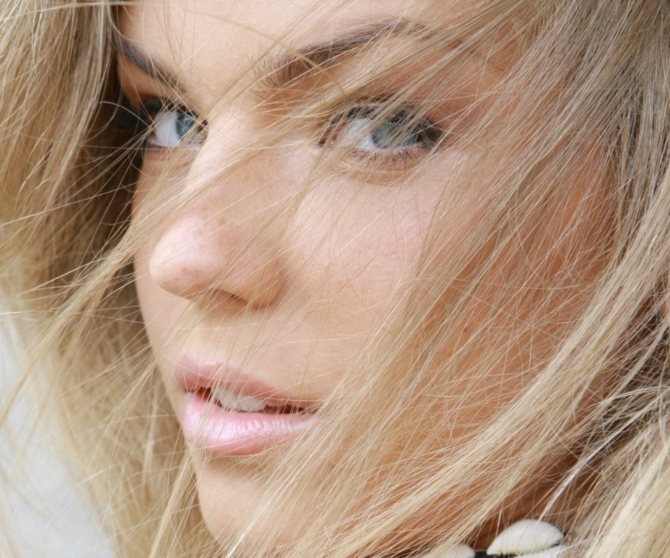 Завораживающий взгляд обои