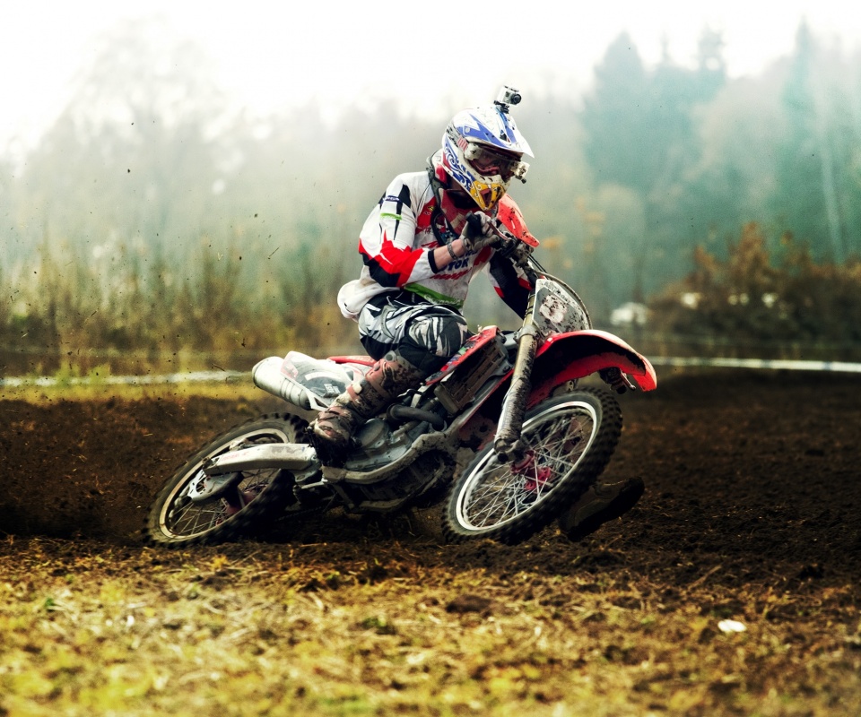 Зрелищное ралли на мотоциклах обои