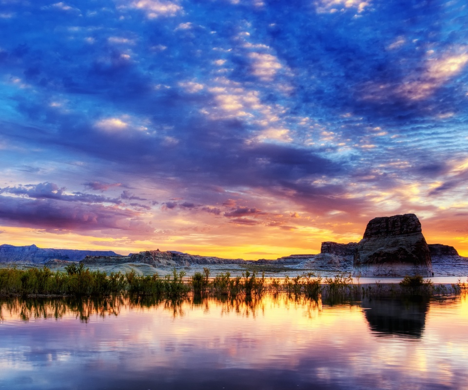 Горное озеро обои