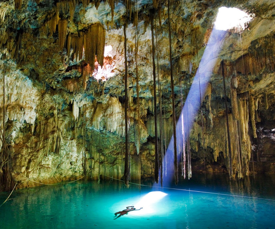 Пещера сталактитов обои