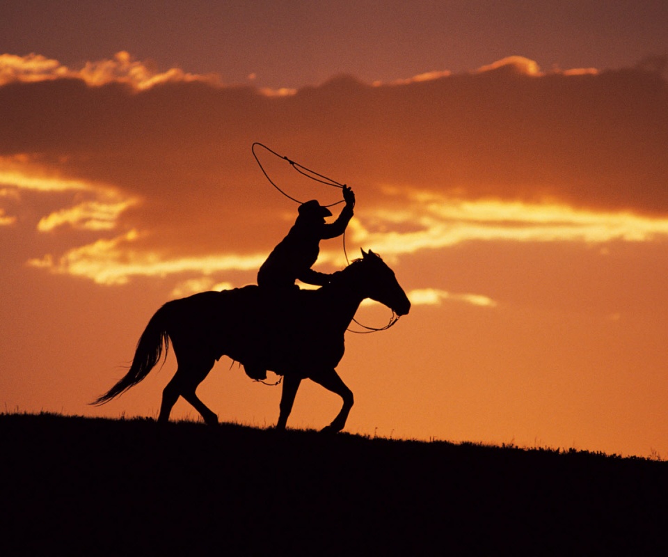 Силуэт ковбоя на закате обои