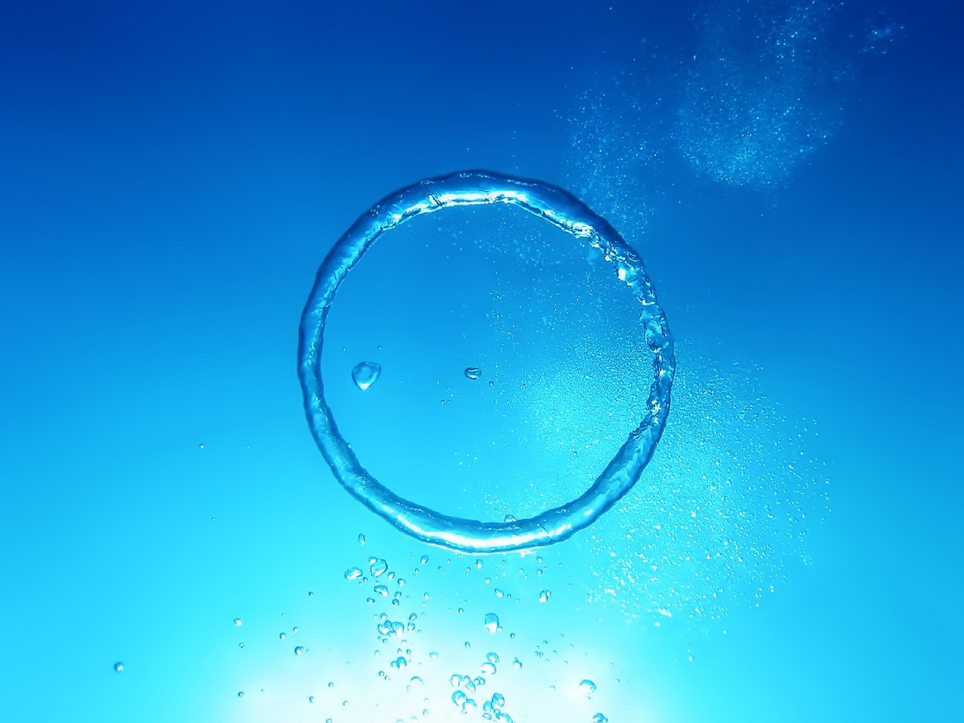 Кольцо из воды обои