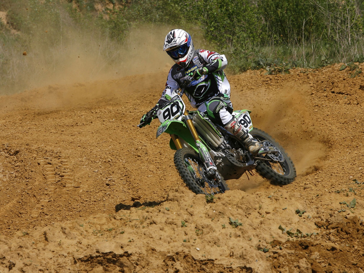 На мототреке обои