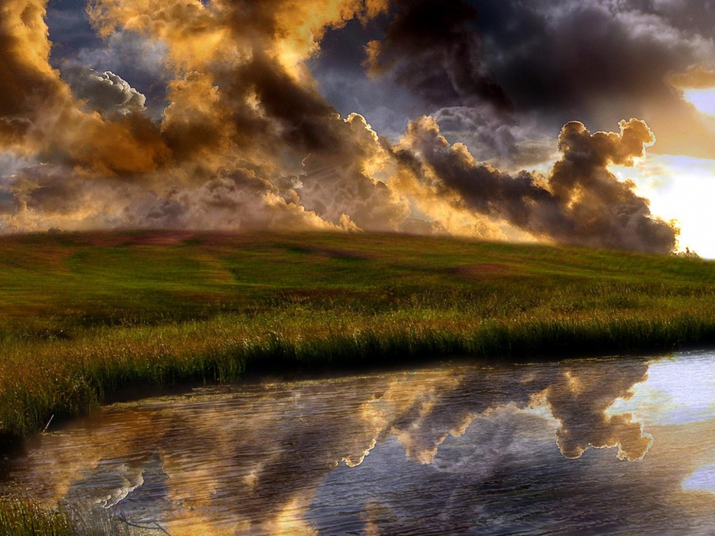 Тучи над лугом обои