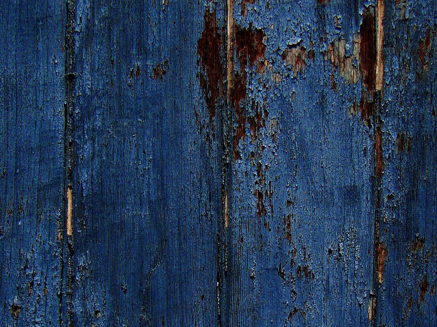 Облупившаяся синяя краска обои