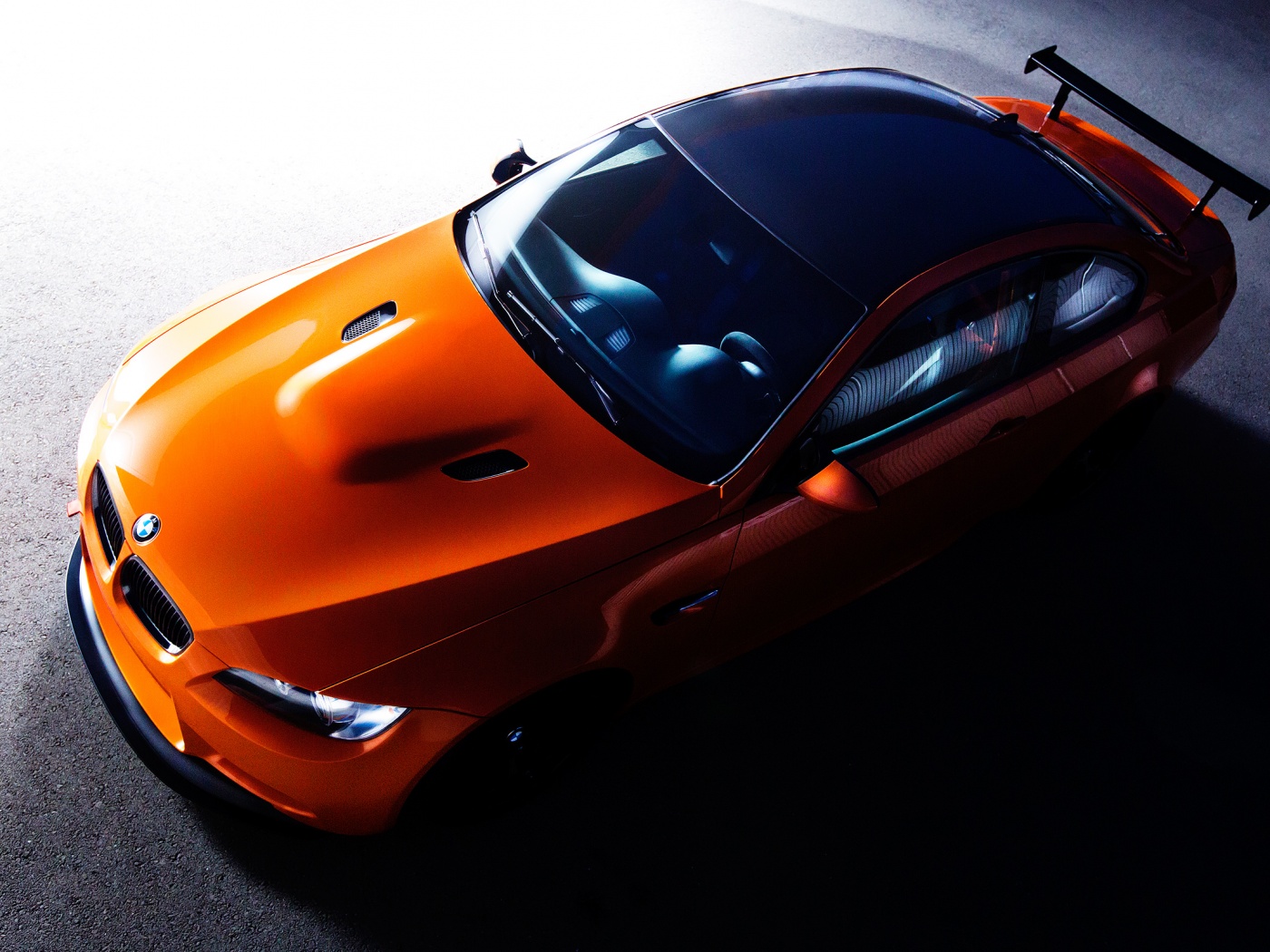 Оранжевый BMW обои