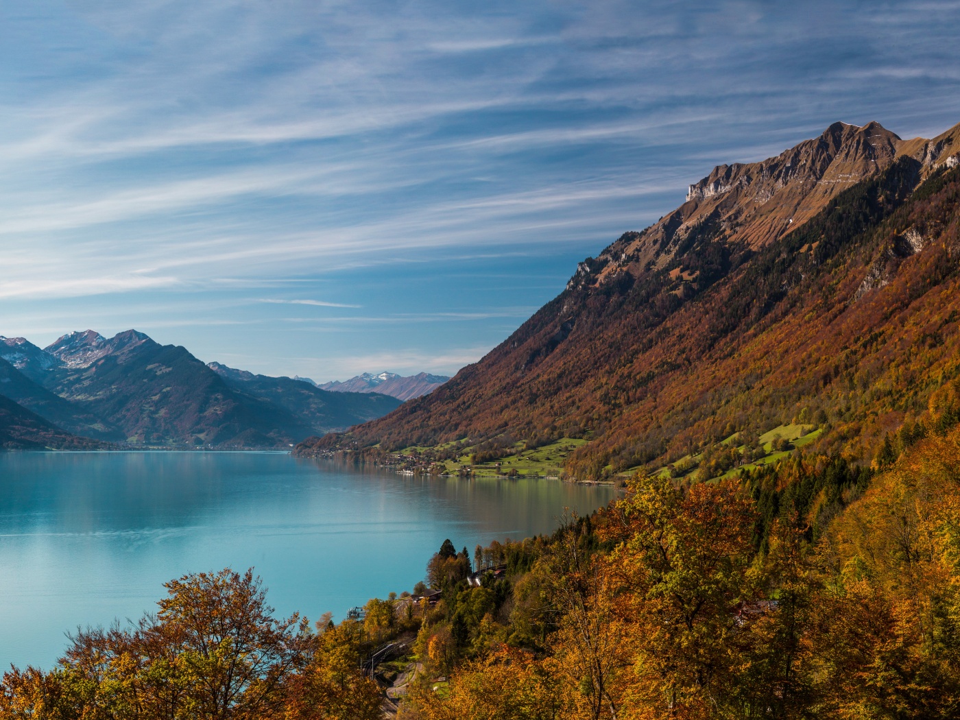 Горное озеро обои