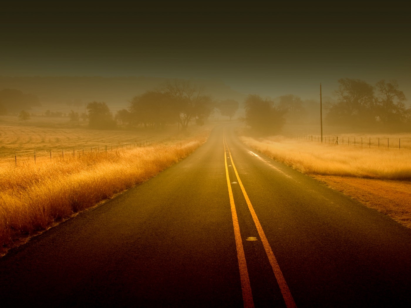 Туманная дорога обои