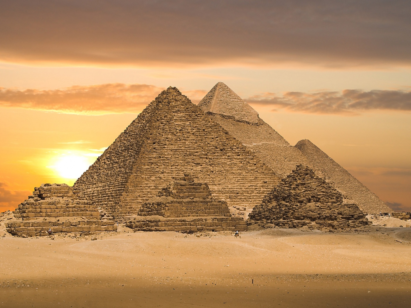 Великие пирамиды в Гизе обои