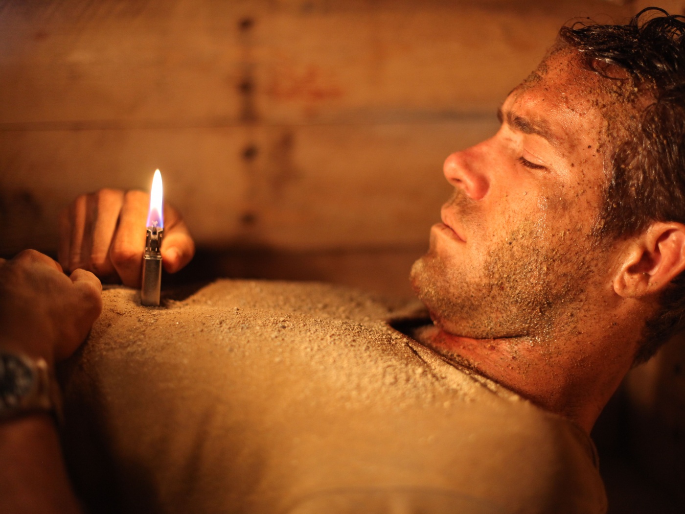 Кадр из фильма Погребенный заживо  обои