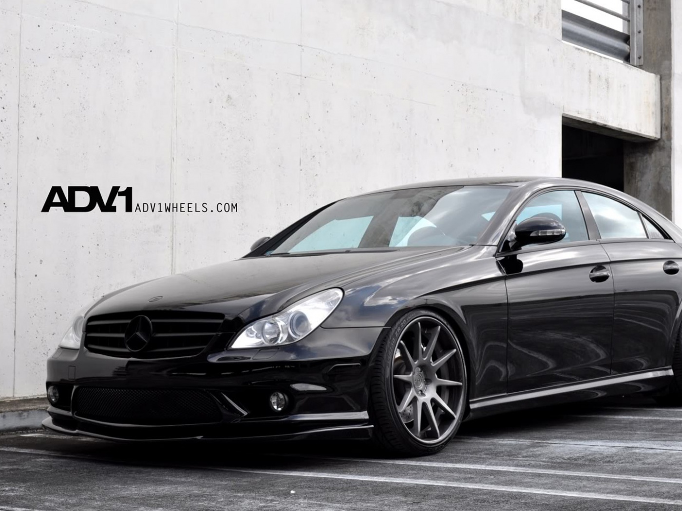 Mercedes CLS55 Amg обои