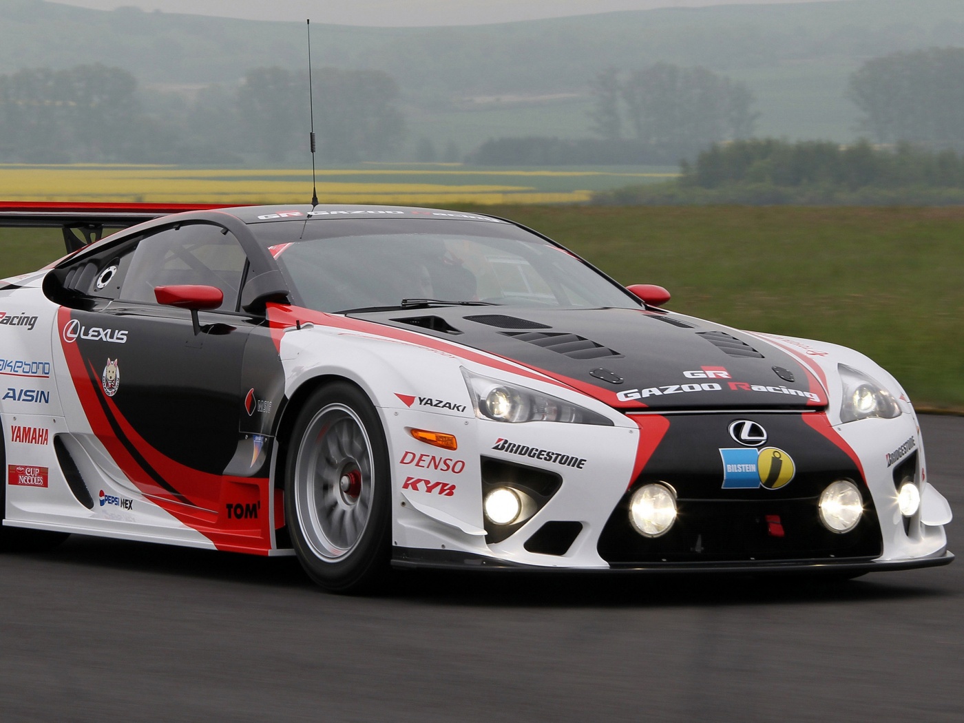 Гоночный Лексус обои