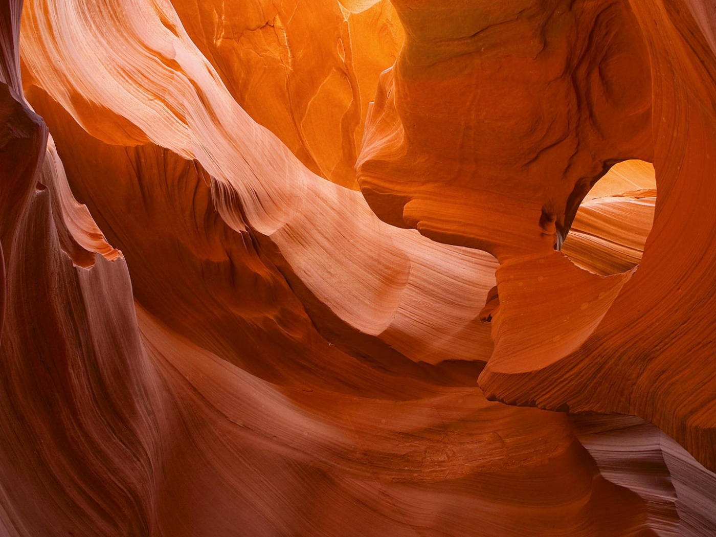 Оранжевая пещера обои